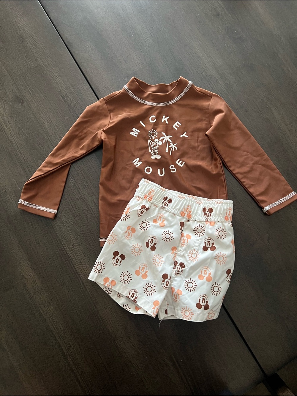 Disney Brown Rash Guard & Cream Mickey Print Swim Trunks